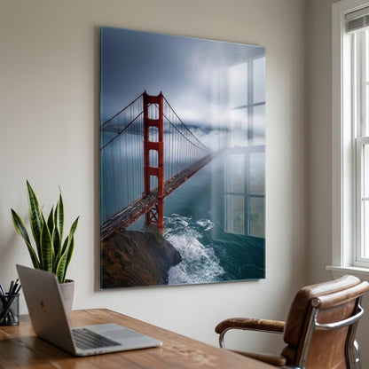 Golden Gate Köprüsü Sisli San Francisco Manzarası Dikey Cam Tablo