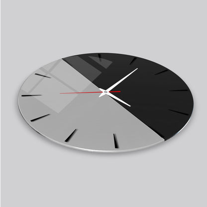 Siyah Beyaz Minimal Cam Saat