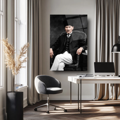 Kalpaklı Atatürk Cam Tablo