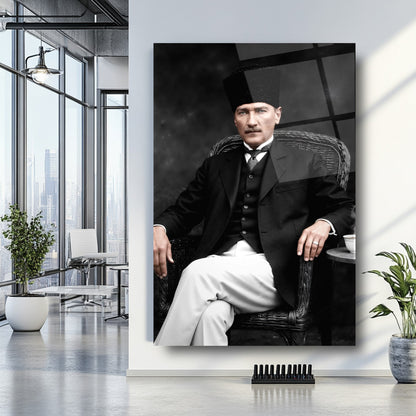 Kalpaklı Atatürk Cam Tablo