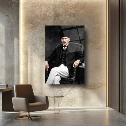 Kalpaklı Atatürk Cam Tablo