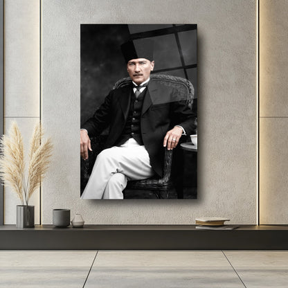 Kalpaklı Atatürk Cam Tablo