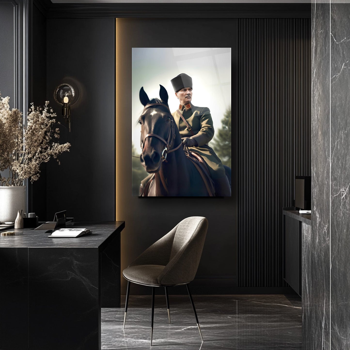 At Üstünde Atatürk Cam Tablo