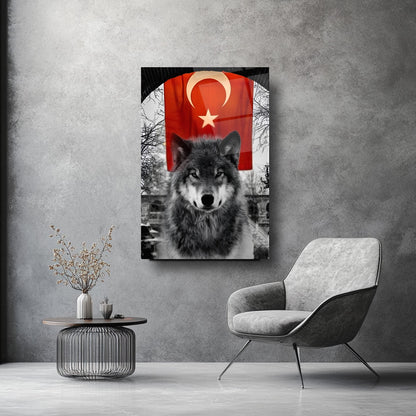 Bayraklı Boz Kurt Cam Tablo
