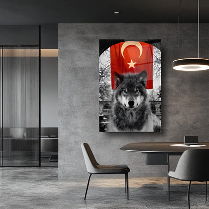 Bayraklı Boz Kurt Cam Tablo