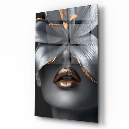 Çiçekli Gümüş Kadın Cam Tablo