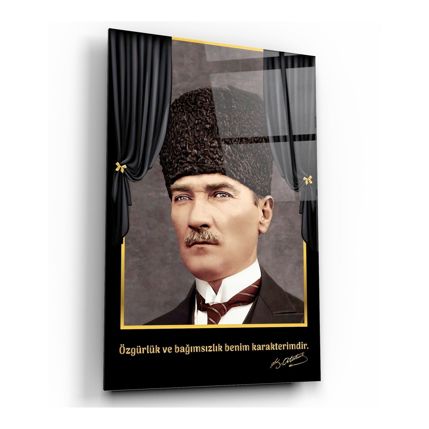 Atatürk Dikey Cam Tablo