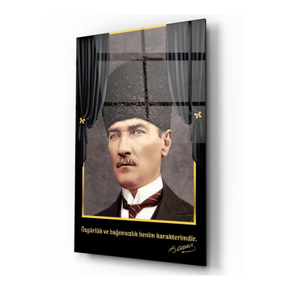 Atatürk Dikey Cam Tablo
