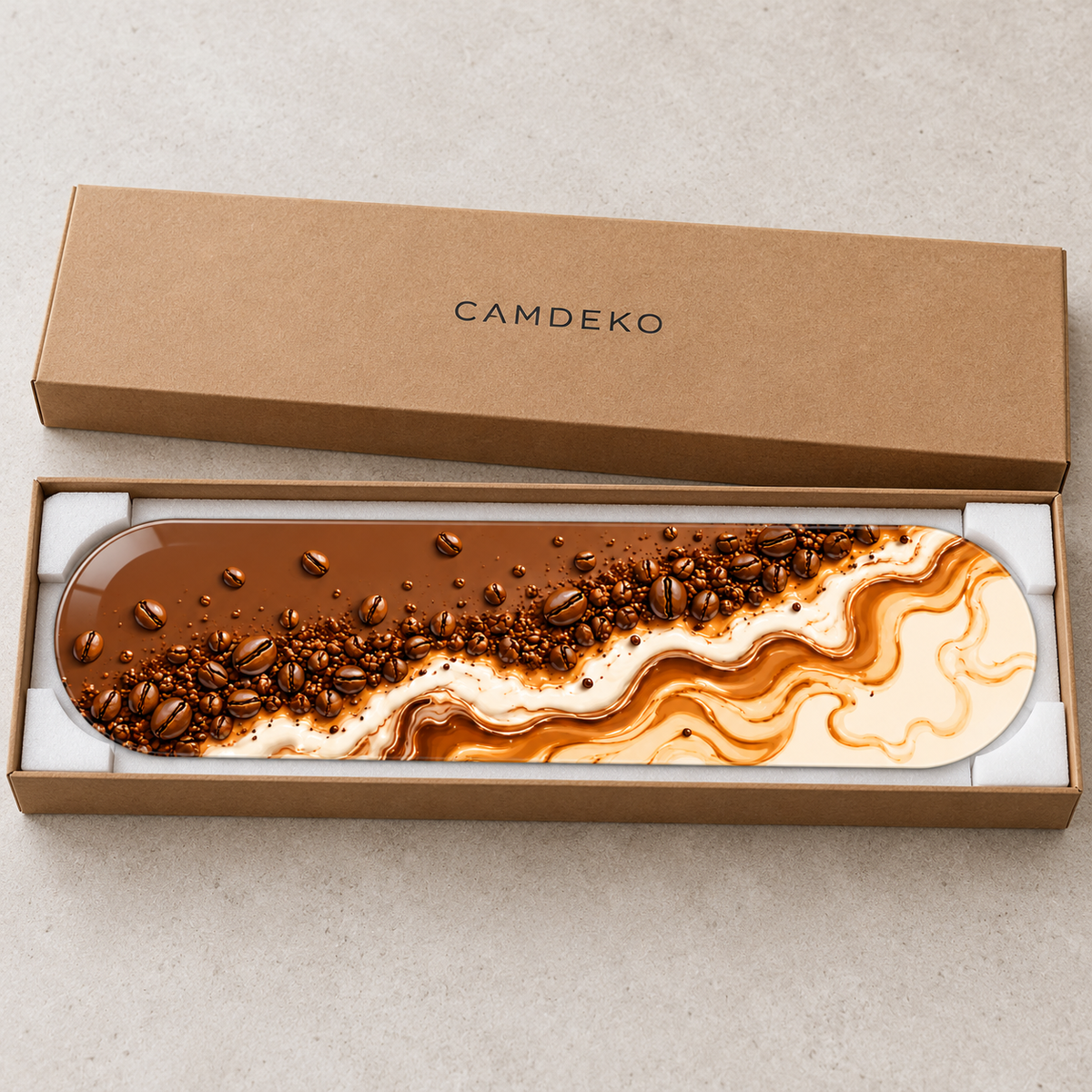 Karamel Dalgalar ve Kahve Çekirdekleri — CAMDEKO koruyucu paketleme