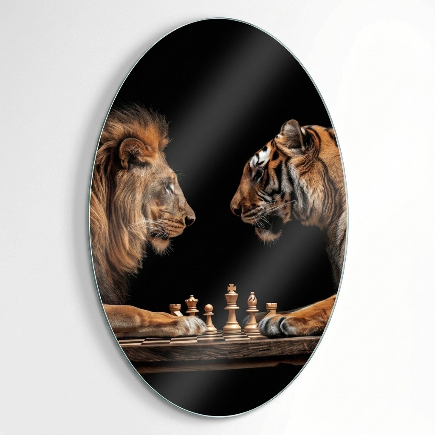 Aslan ve Kaplan Satranç Maçı Oval Dikey Cam Tablo