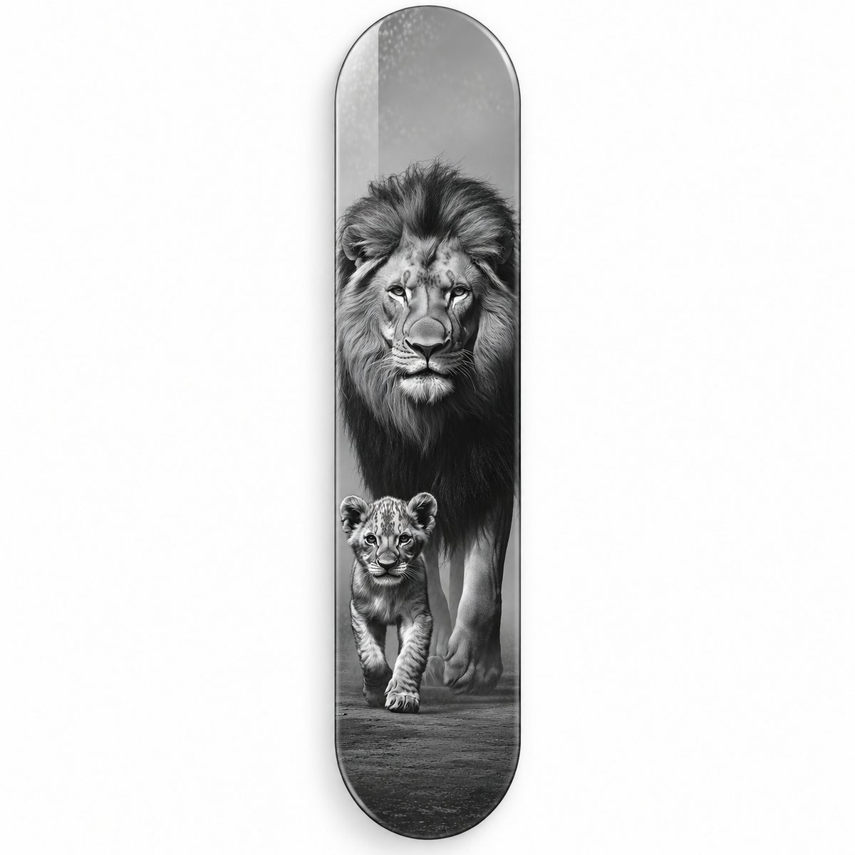Aslan ve Yavrusu Dikey Skate Board Cam Tablo – Beyaz fonda ön görünüm