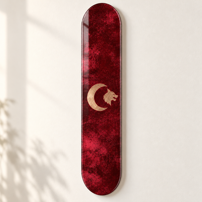 Bordo Zeminde Hilal ve Bozkurt Dikey Skate Board Cam Tablo – Duvar mesafesi