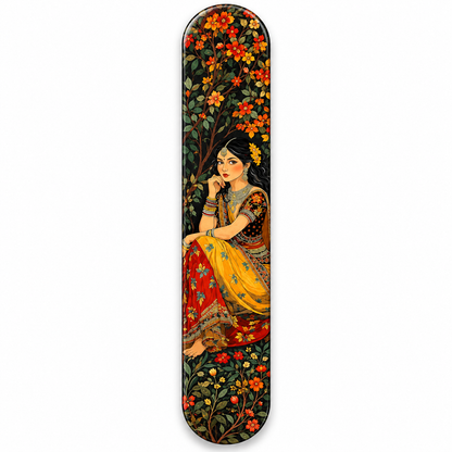 Çiçekler Arasında Sarı Elbiseli Kadın Dikey Skate Board Cam Tablo – Beyaz fonda ön görünüm