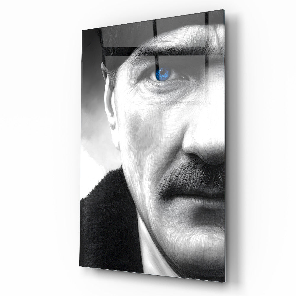Mavi Gözlü Atatürk Cam Tablo