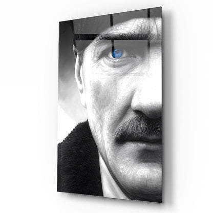 Mavi Gözlü Atatürk Cam Tablo