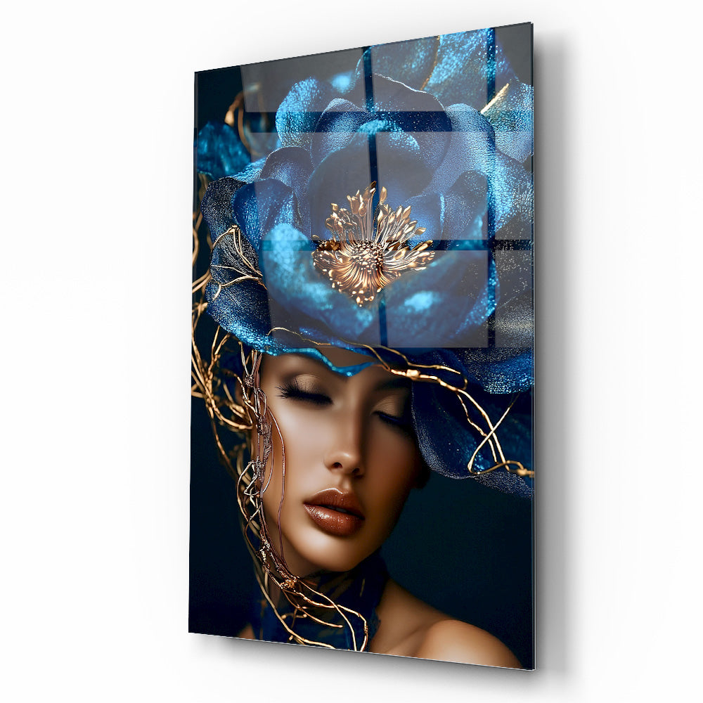 Mavi Çiçekli Kadın Cam Tablo
