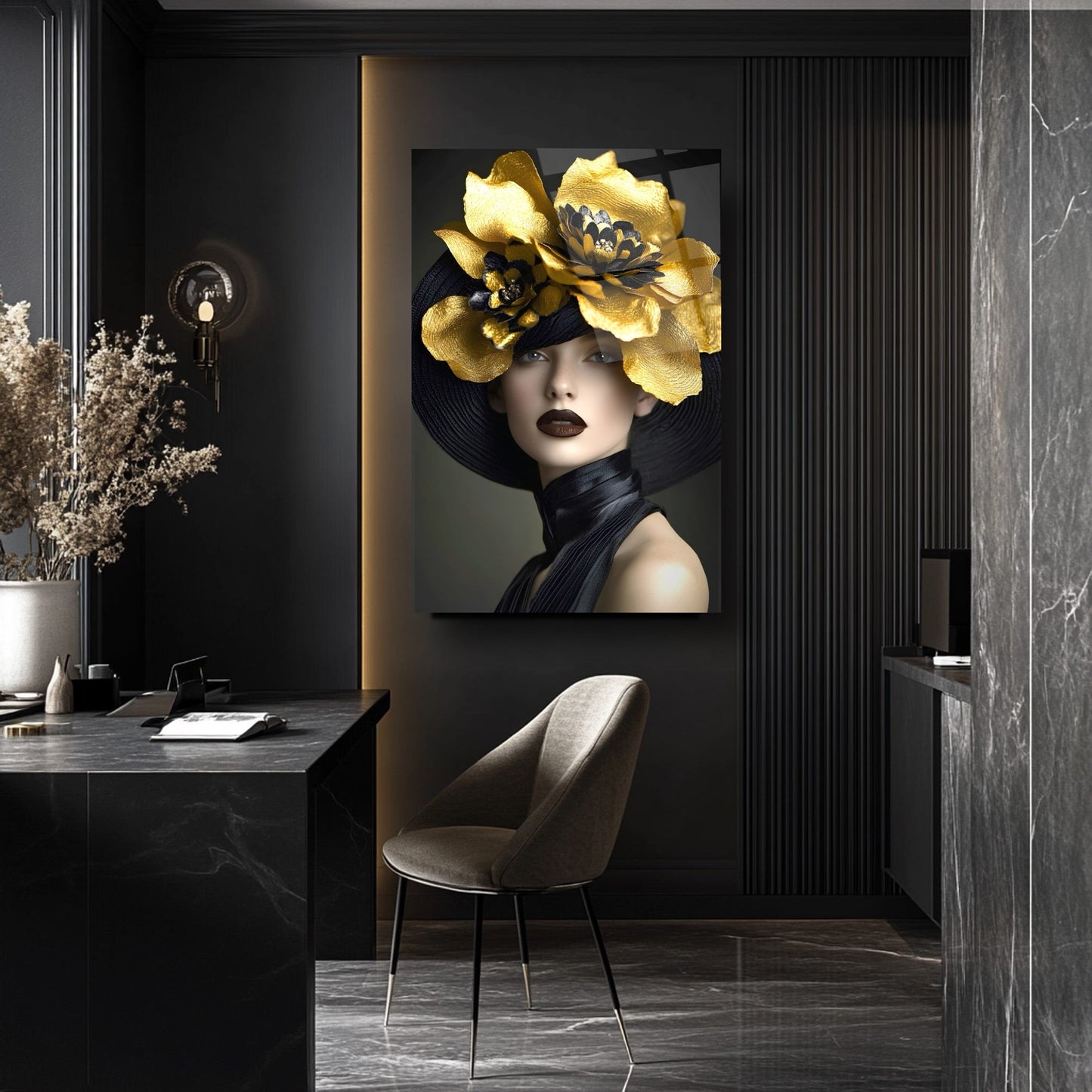 Çiçekli Kadın Cam Tablo