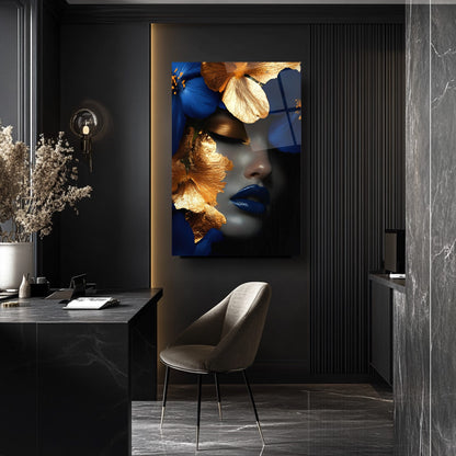 Çiçekli Kadın Cam Tablo