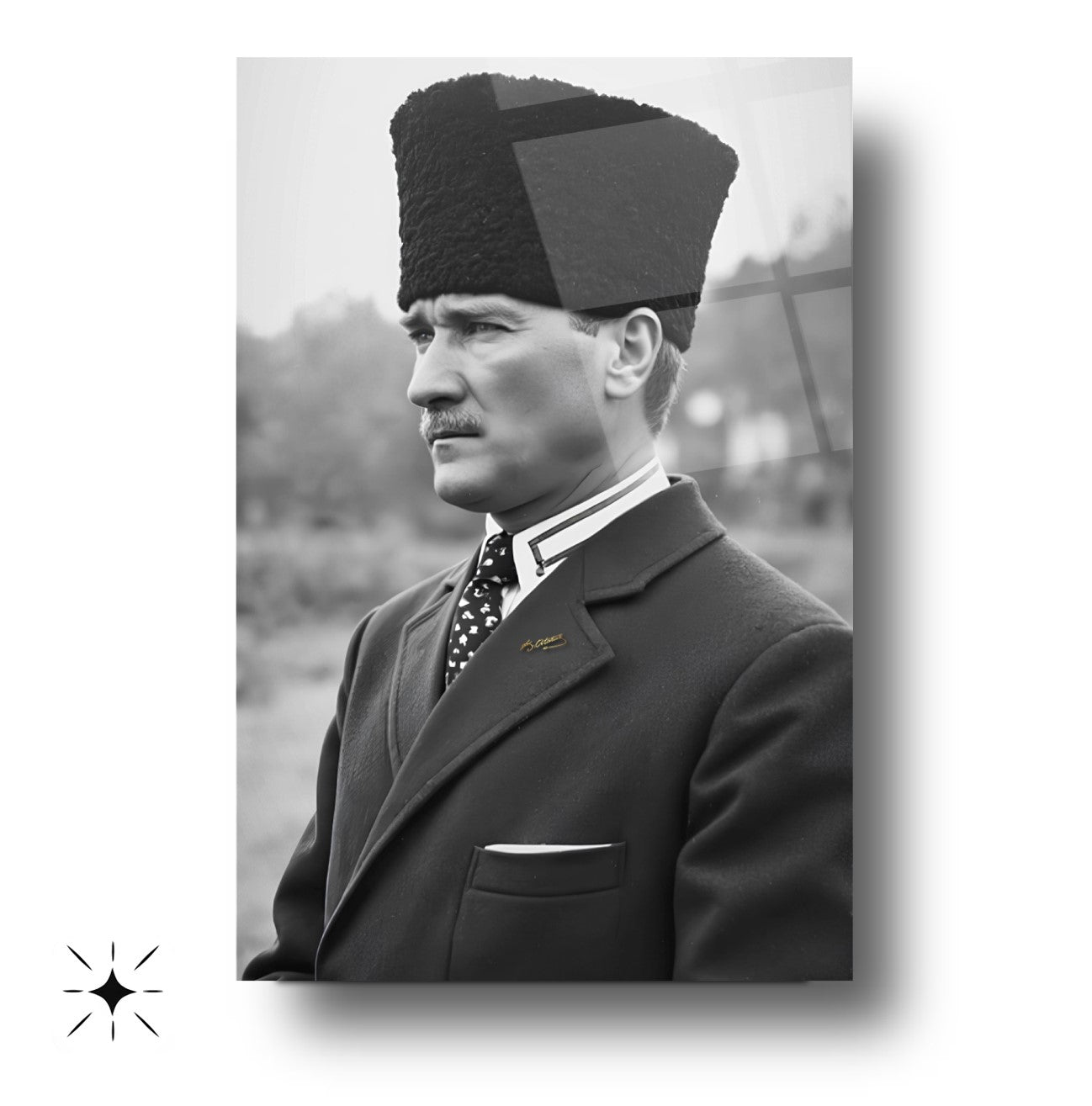 Kalpaklı Atatürk Cam Tablo