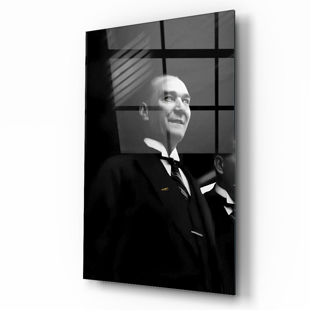 Atatürk Cam Tablo