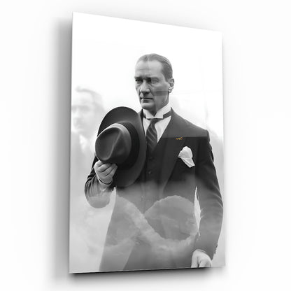 Atatürk ve Sonsuzluk Cam Tablo