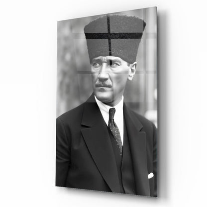 Kalpaklı Atatürk Cam Tablo