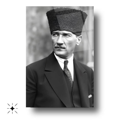 Kalpaklı Atatürk Cam Tablo