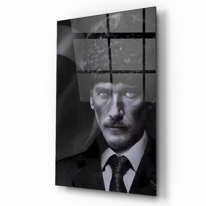 Kalpaklı Atatürk Cam Tablo