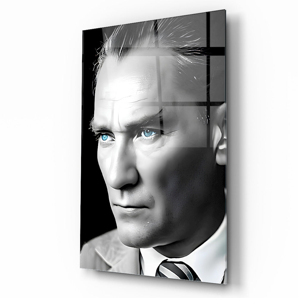 Mavi Gözlü Atatürk Cam Tablo