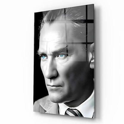 Mavi Gözlü Atatürk Cam Tablo