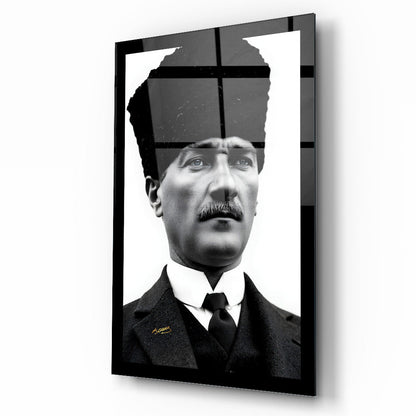 Kalpaklı Atatürk Cam Tablo
