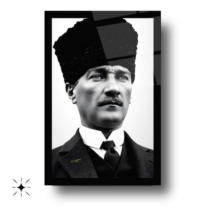 Kalpaklı Atatürk Cam Tablo