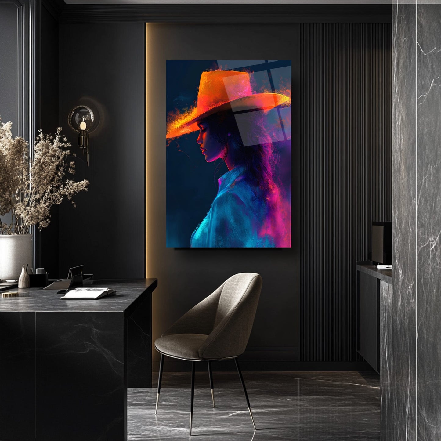 Neon Renkli Şapkalı Kadın Cam Tablo