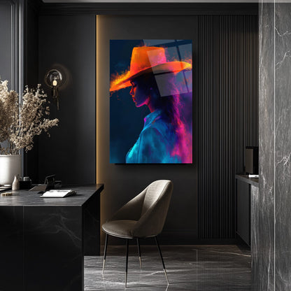 Neon Renkli Şapkalı Kadın Cam Tablo