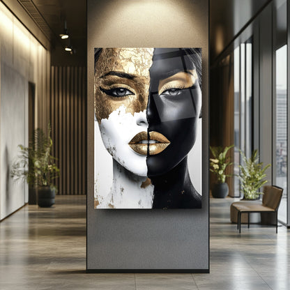 Gold Siyah Detayli Kadın Model Cam Tablo