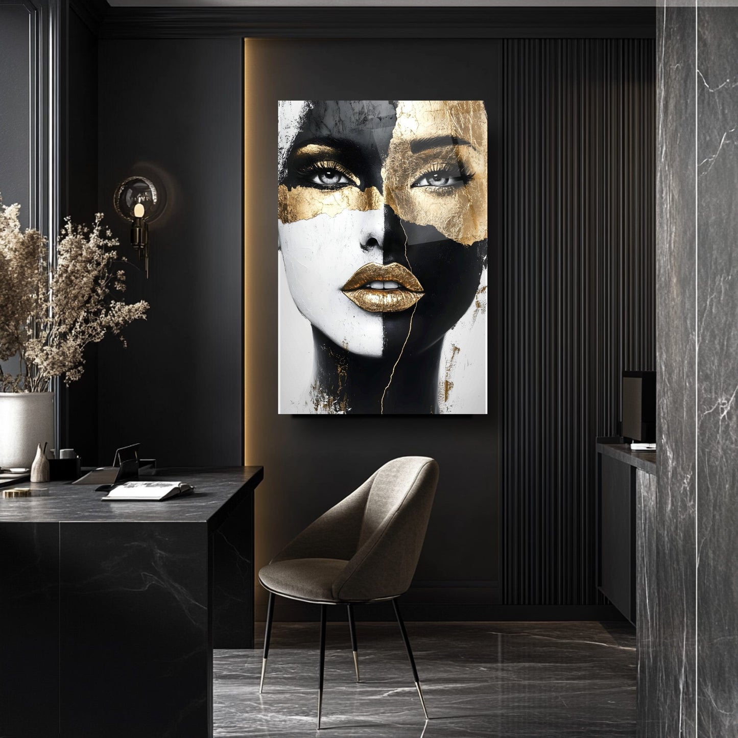 Gold Siyah Detayli Kadın Model Cam Tablo