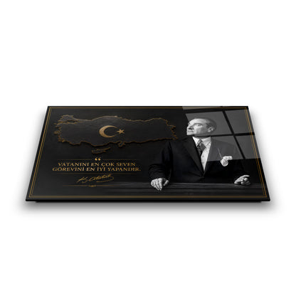 Atatürk Sözlü Siyah Türkiye Haritası Cam Tablo