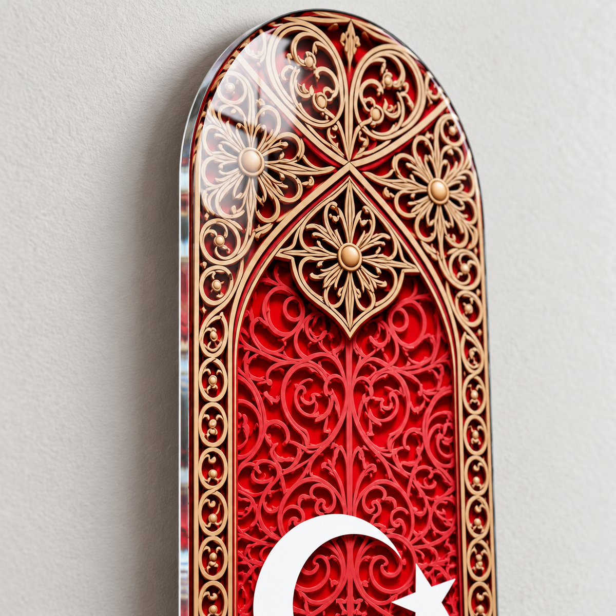 Kırmızı Altın Tezhipli Ay Yıldız Dikey Skate Board Cam Tablo – 4 mm yuvarlatılmış kenar