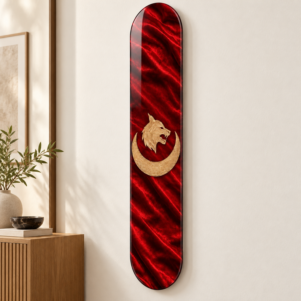 Kırmızı Saten Hilal ve Bozkurt Dikey Skate Board Cam Tablo – Duvar mesafesi