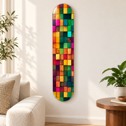Renkli Ahşap Mozaik Dikey Skate Board Cam Tablo – Salonda görünüm