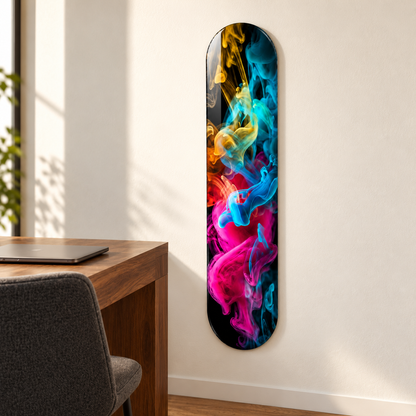 Renkli Duman Dikey Skate Board Cam Tablo – Çalışma odasında görünüm