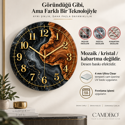 Siyah mermer ve ahşap görünümlü desenin gerçek mozaik, kristal veya kabartma olmadığını; 4 mm temperli cama UV baskı ve fırınlama uygulandığını anlatan görsel