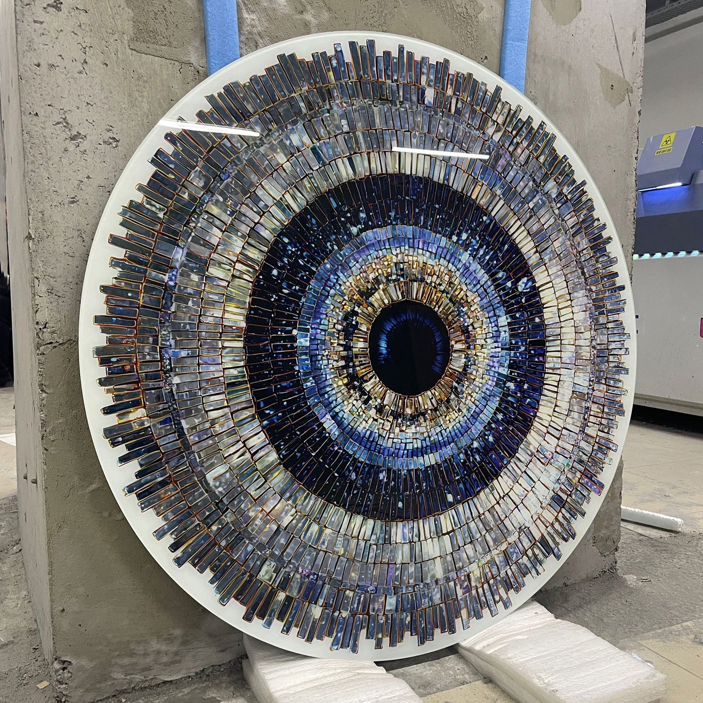 Mavi Gümüş Göz Bebeği Yuvarlak Cam Tablo