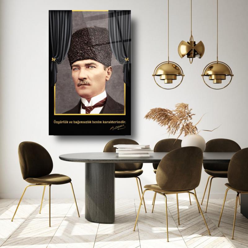 Atatürk Cam Tablo