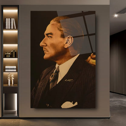 Atatürk Cam Tablo