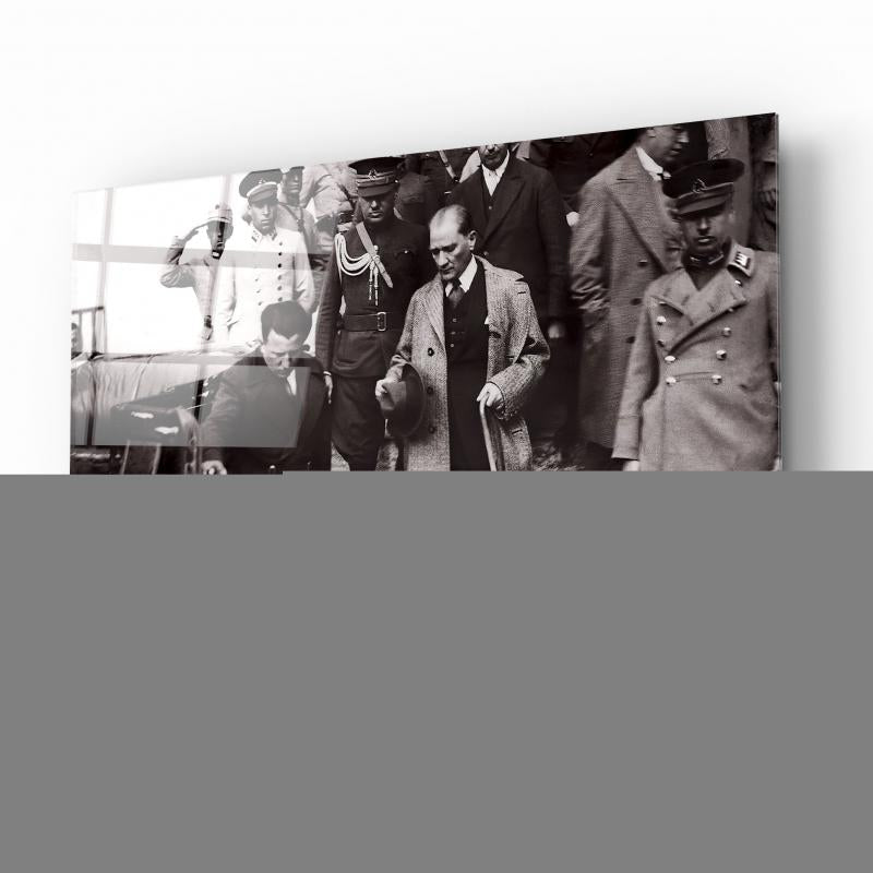 Atatürk Yatay Cam Tablo