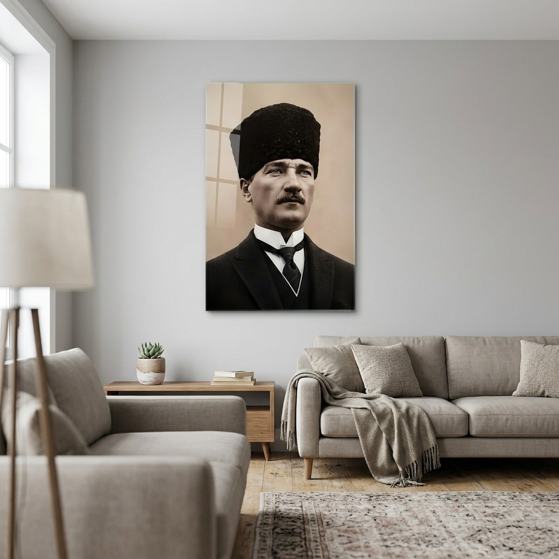 Kalpaklı Atatürk Portresi Sanatsal Dikey Cam Tablo