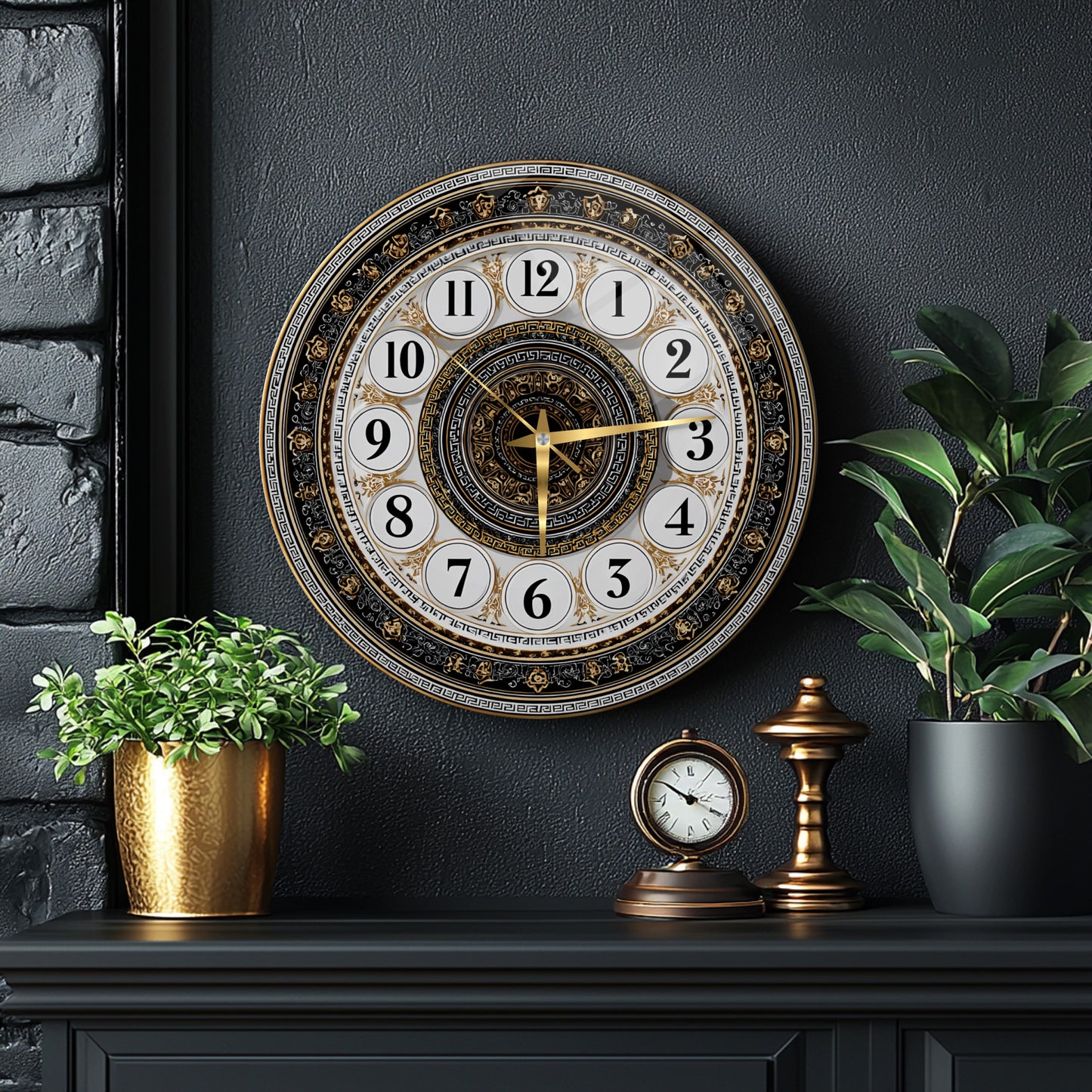 Klasik Gold Detaylı Cam Duvar Saati