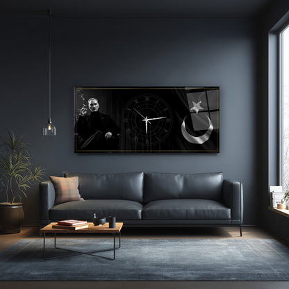 Atatürk ve Bayrak Cam Duvar Saati