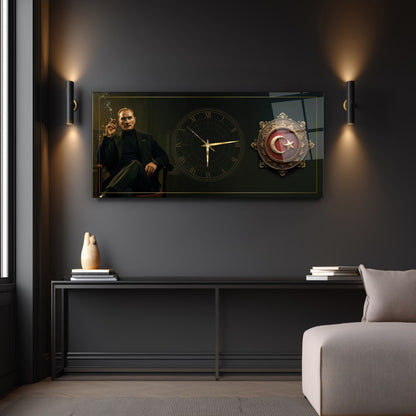 Atatürk ve Bayrak Cam Duvar Saati